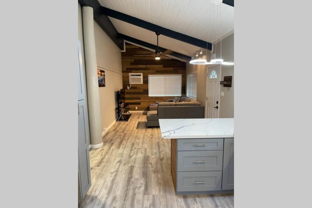 Spacious 2 Bedroom Beach House With King Suite Waianae Экстерьер фото
